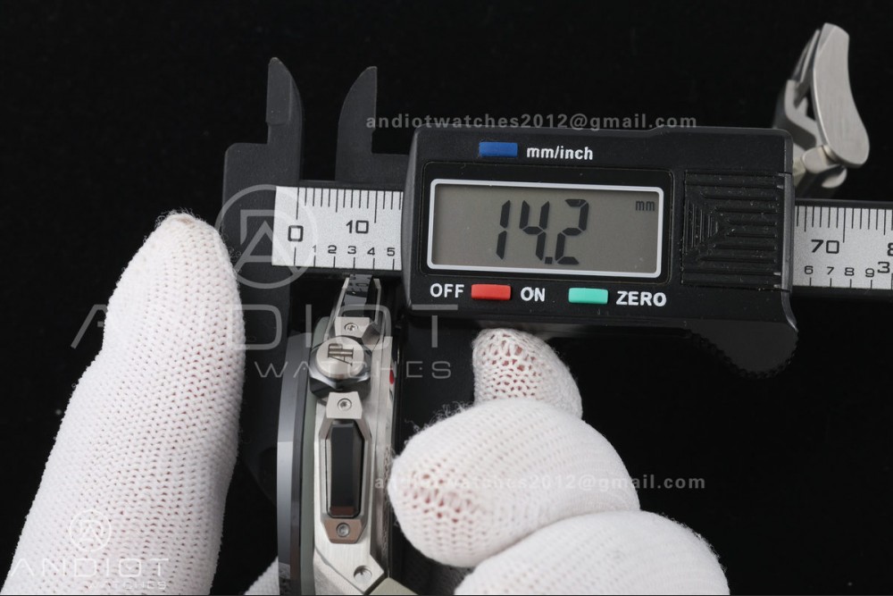 Royal Oak Offshore 43mm 26420so SS DDF 1:1 Best Edition Smoked Dial on Gray Rubber Strap DD4401 Super Clone — photo 21