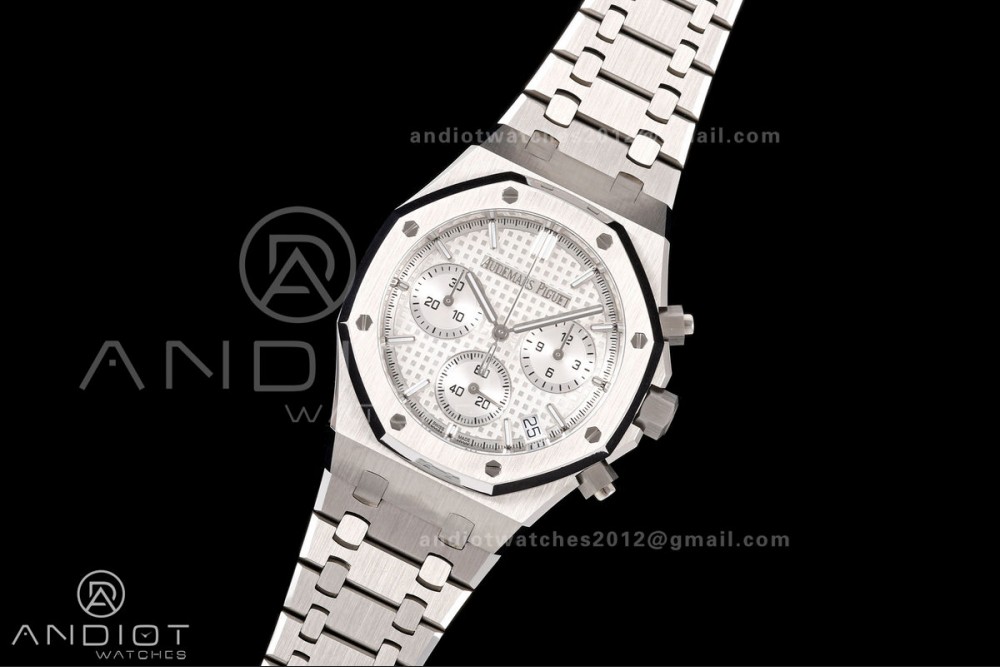 Royal Oak Chrono 26240 SS OCTA 1:1 Best Edition White Dial on SS Bracelet JH4401 Super Clone (Free Sprung) — photo 2