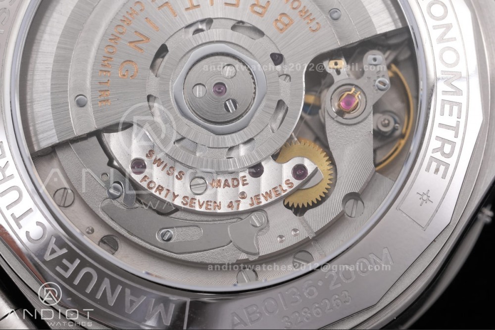 Super Chronomat B01 44 SS BLF 1:1 Best Edition Ice Blue Dial on SS Bracelet A7750 — photo 9