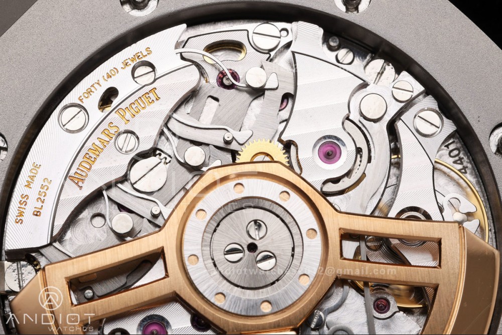 Royal Oak Chrono 26240 SS OCTA 1:1 Best Edition White Dial on SS Bracelet JH4401 Super Clone (Free Sprung) — photo 13