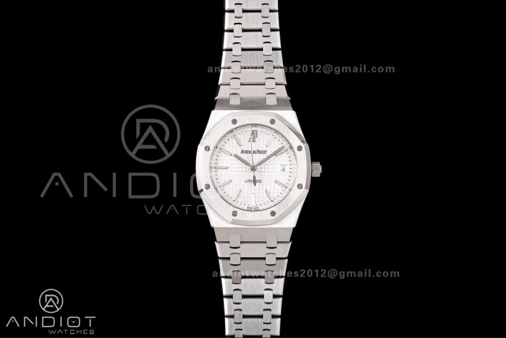 Royal Oak 39mm 15300 SS ZF 1:1 Best Edition White Textured Dial on SS Bracelet SA3120 Super Clone