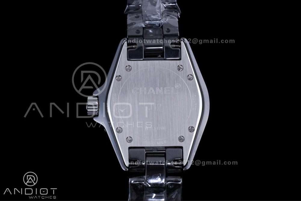 J12 33mm HTF 1:1 Best Edition Black Korea Ceramic Black Dial White Markers on Bracelet Swiss Quartz — photo 6