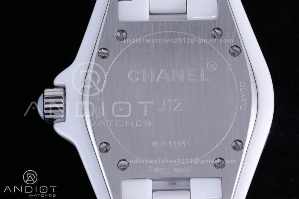 J12 33mm HTF 1:1 Best Edition White Korea Ceramic White Dial Black Markers on Bracelet Swiss Quartz — photo 7