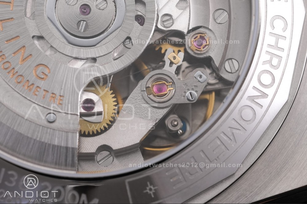 Super Chronomat B01 44 SS BLF 1:1 Best Edition Ice Blue Dial on SS Bracelet A7750 — photo 8