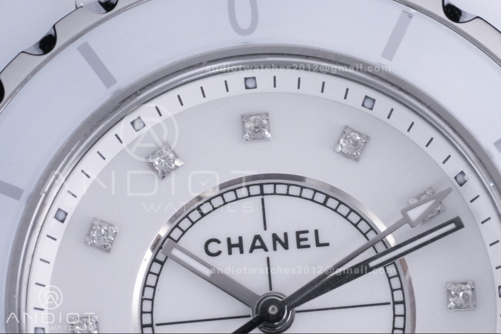 J12 33mm HTF 1:1 Best Edition White Korea Ceramic White Dial Diamond Markers on Bracelet Swiss Quartz — photo 3