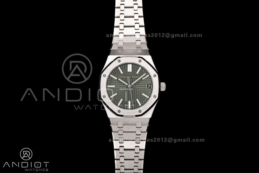 Royal Oak 15510 SS OCTA 1:1 Best Edition Green Dial on SS Bracelet JH4302 Super Clone (Free Sprung)