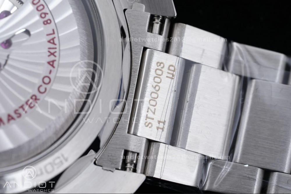 Aqua Terra 150M Master Chronometers VSF 1:1 Best Edition White Dial Orange Hand on SS Bracelet A8900 Super Clone — photo 12