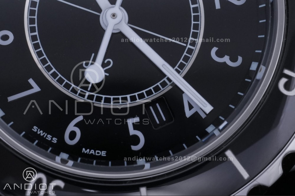 J12 33mm HTF 1:1 Best Edition Black Korea Ceramic Black Dial White Markers on Bracelet Swiss Quartz — photo 5